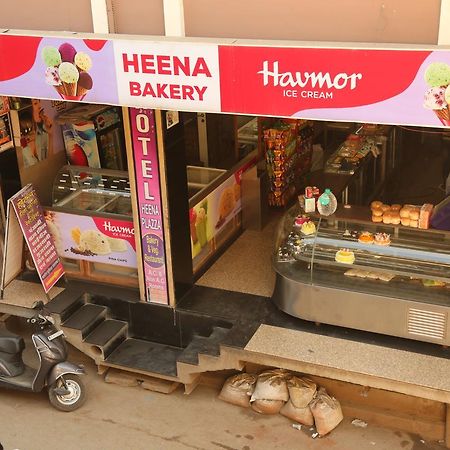 Hotel Heena Plaza Ābu Road Buitenkant foto
